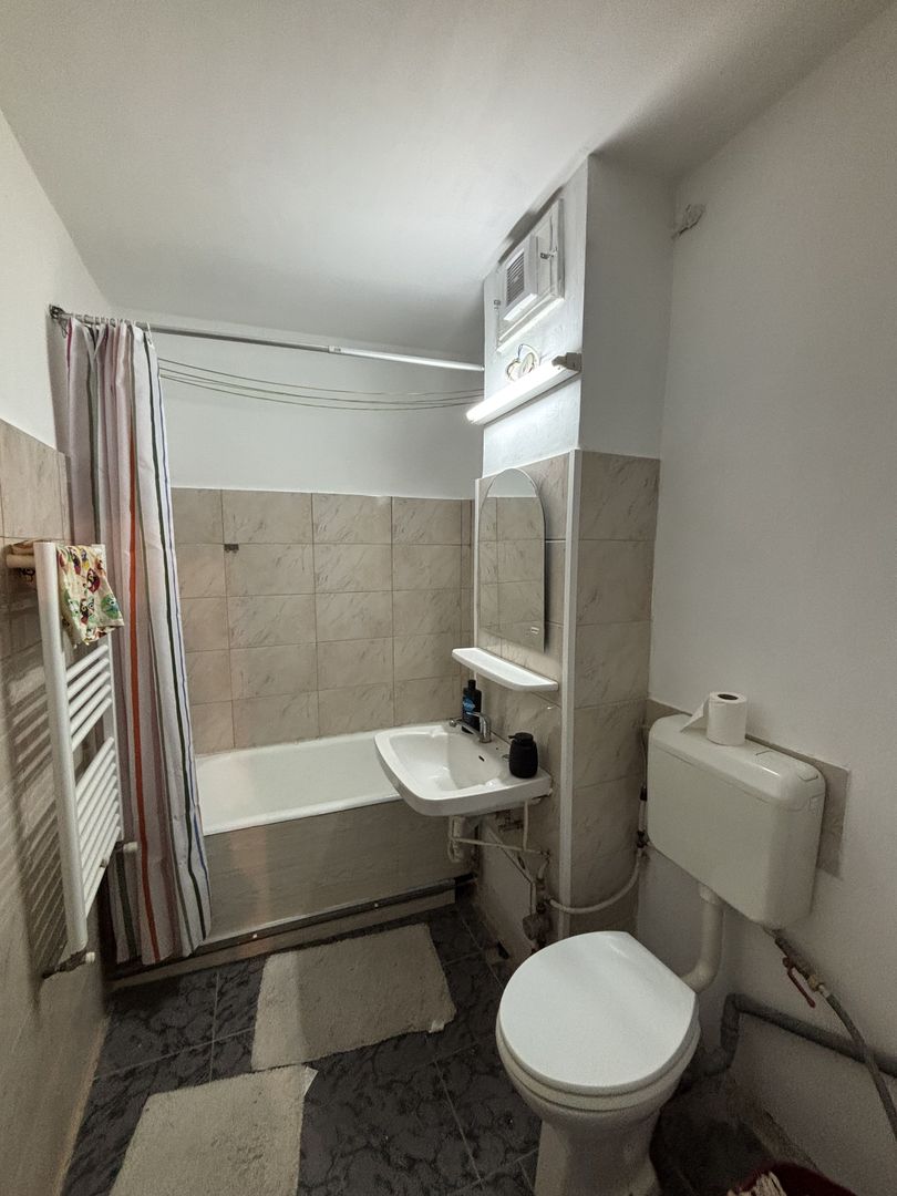Apartament  modest, 2 camere zona Gheorghe Lazar - Poză 15