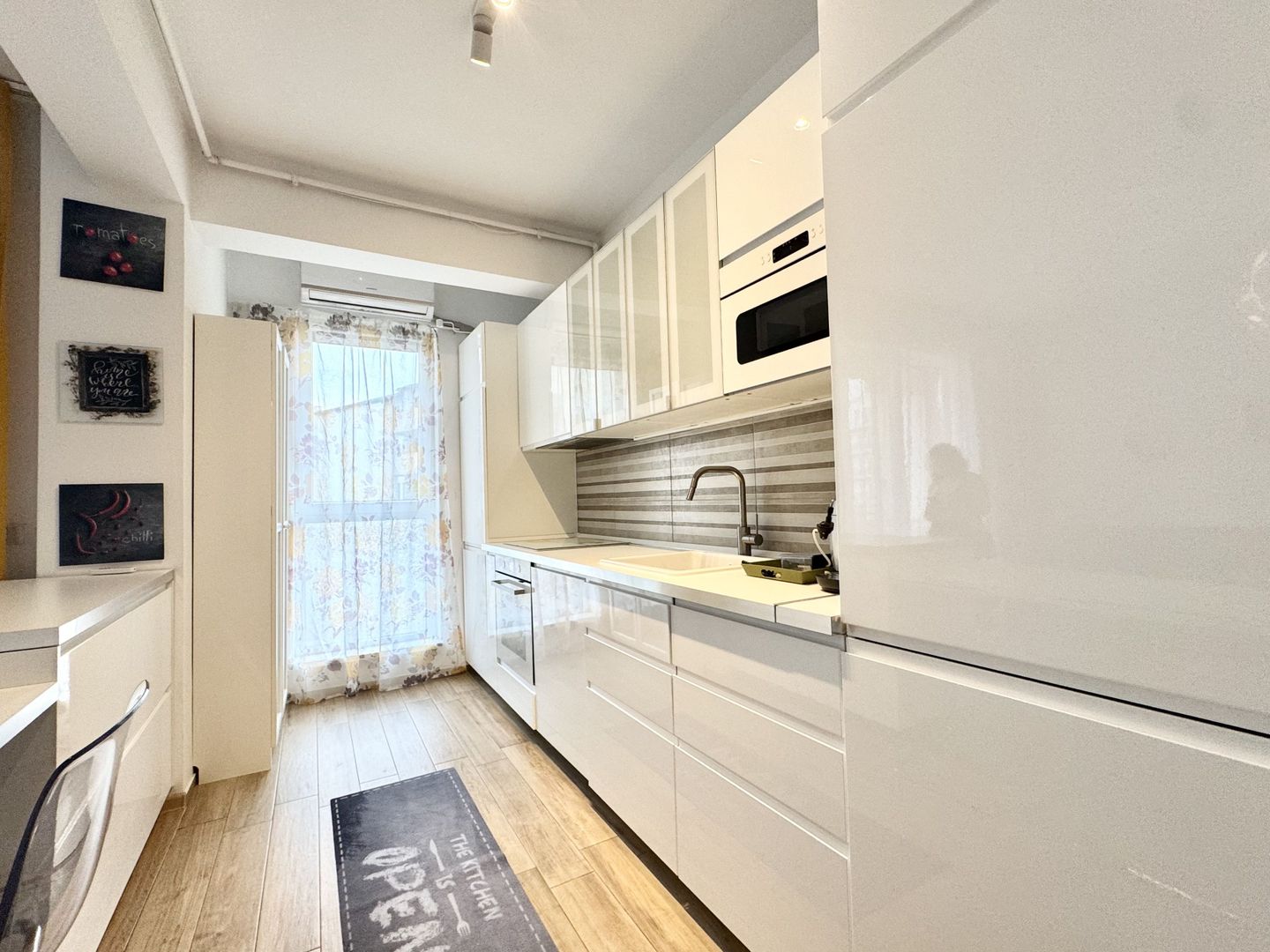 3 camere Braytim, modern, lift, etaj 1, balcon generos - Poză 8