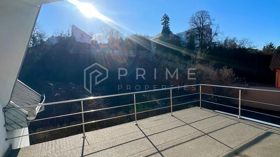 Spațiu Comercial Premium Semicentral | 430 mp | Parcare privată - Poză 3