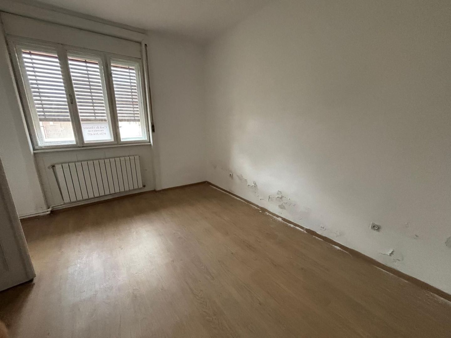 Casa pe parter cu acces auto - Poză 11