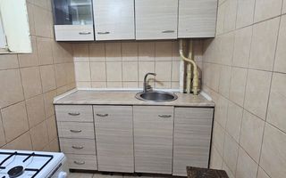 Apartament cu 2 camere, etaj 2, Razboieni - Poză 10
