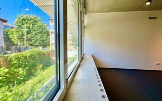 Clădire de birouri în zona Centrală - Poză 26