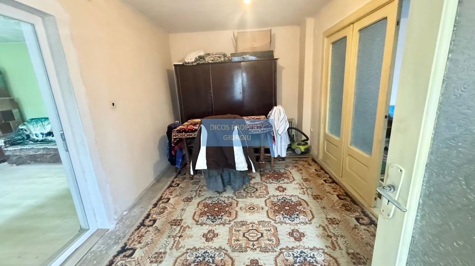 Casă de vânzare – Fdt. Rozelor - Poză 4