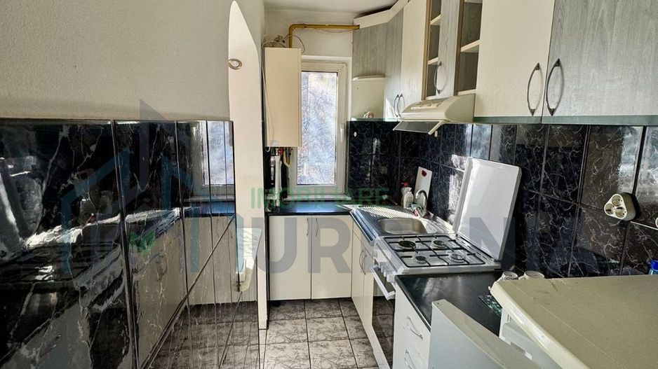 Apartament 3 camere de vânzare în Podu Roș, Iași - Poză 3