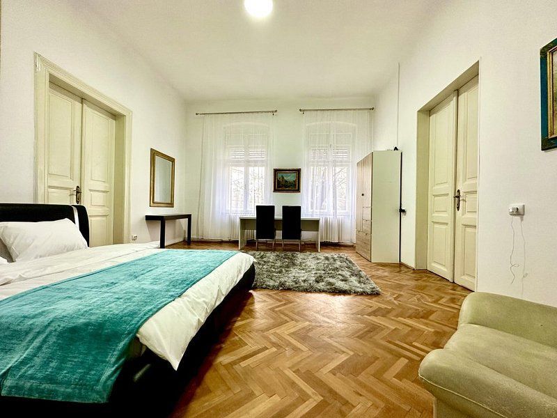 Apartament central, 4 camere - renovat - Poză 18