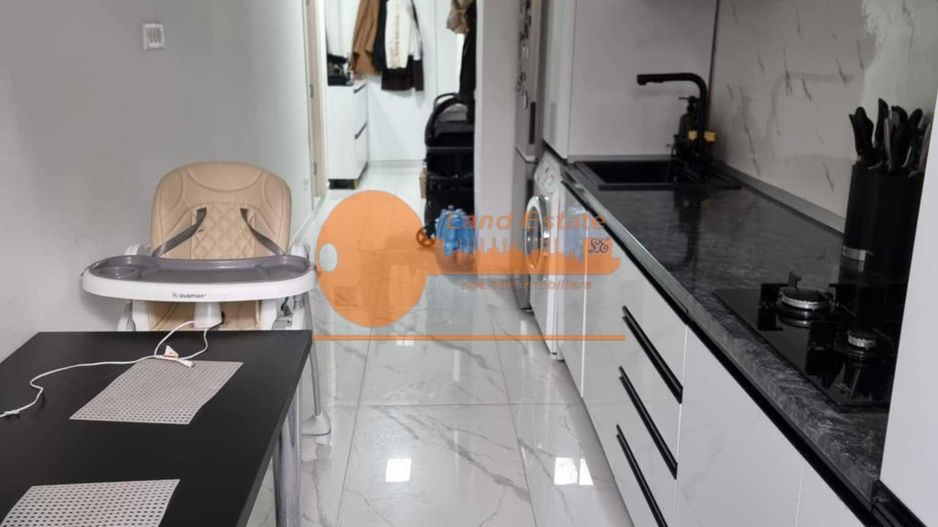 Apartament 3 Camere, Metrou Eroii Revolutiei - Poză 3