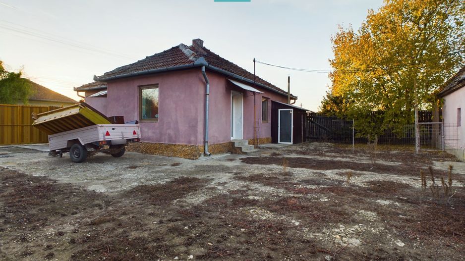 Casă cu teren generos în Sânnicolau Mic - Poză 11