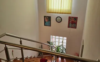 Casa- Str Tismana, zona Spitalul nr 1 - Poză 12