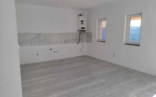 Vand sau schimb cu apartament,Casa tip P in Martinesti - Poză 4