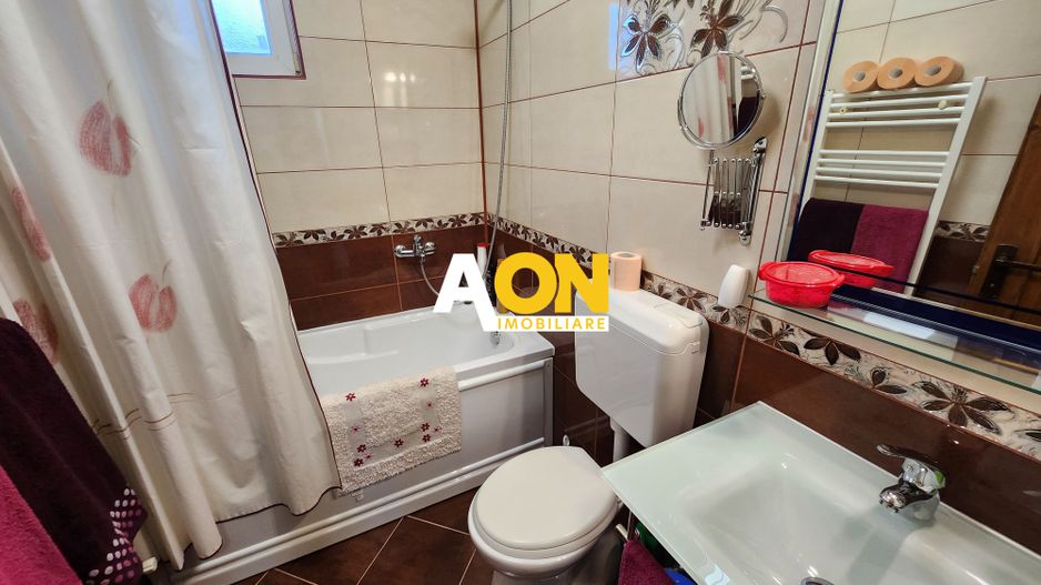 De vanzare casa 6 camere 8142 mp teren in Oarda de Sus - Poză 12