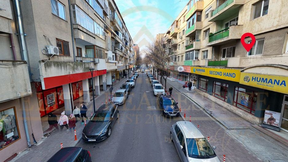 Ultracentral - Apartament cu 7 camere situat la etaj 1 , vedere bilaterală. - Poză 29