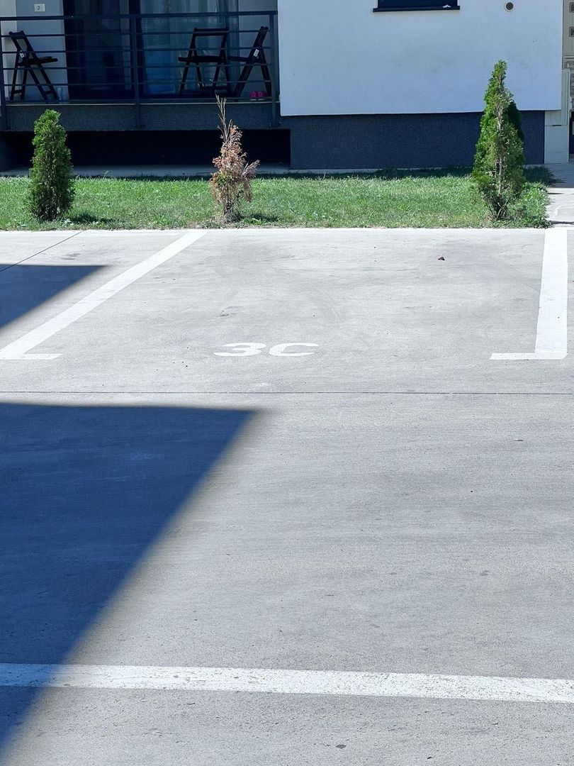 Vând apartament cu două camere - Poză 4