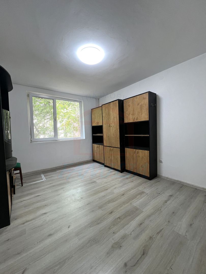 🏡 Garsonieră luminoasă de vânzare | Micro 19, Galați | 31.000 € neg - Poză 2