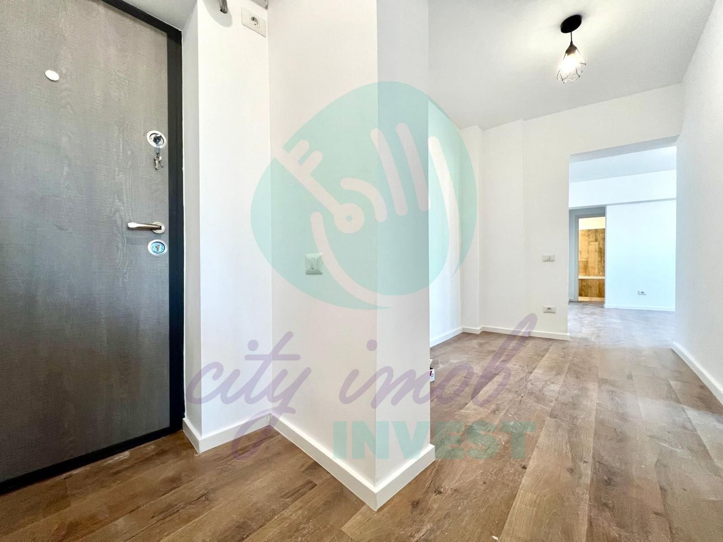 3 camere RENOVATE  la doar 5 minute de Metrou Muncii - Poză 3