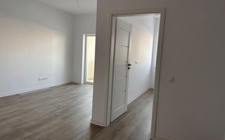 Garsoniera 41 mp, balcon bucatarie separata , intabulata zona Brana - Poză 15