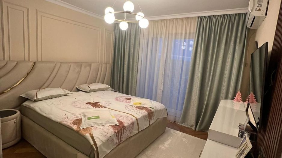 3 CAM MOBILAT SI UTILAT ULTRAMODERN CU TERASA ZONA TRAPEZULUI - Poză 19