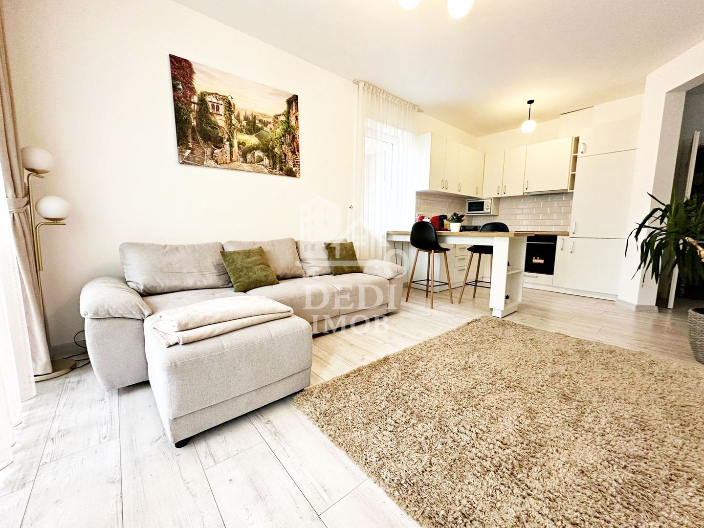 Apartament cu 3 camere de inchiriat Ceyrat, Oradea - Poză 1