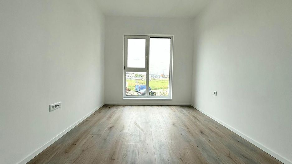 Apartament de 2 camere, decomandat, bloc nou! - Poză 1