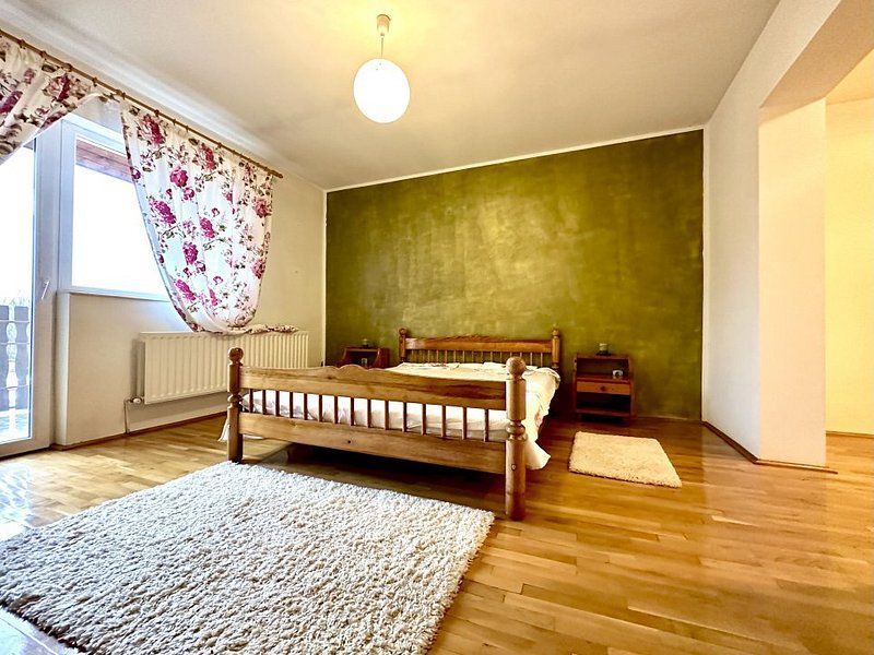 Casa la intrare în Ghiroda - Poză 23