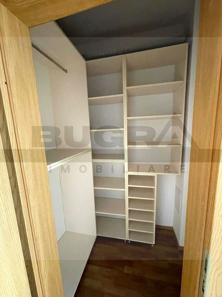 Apartament de 1 camera, decomandat, 44mp, parcare subterana, zona UMF - Poză 3