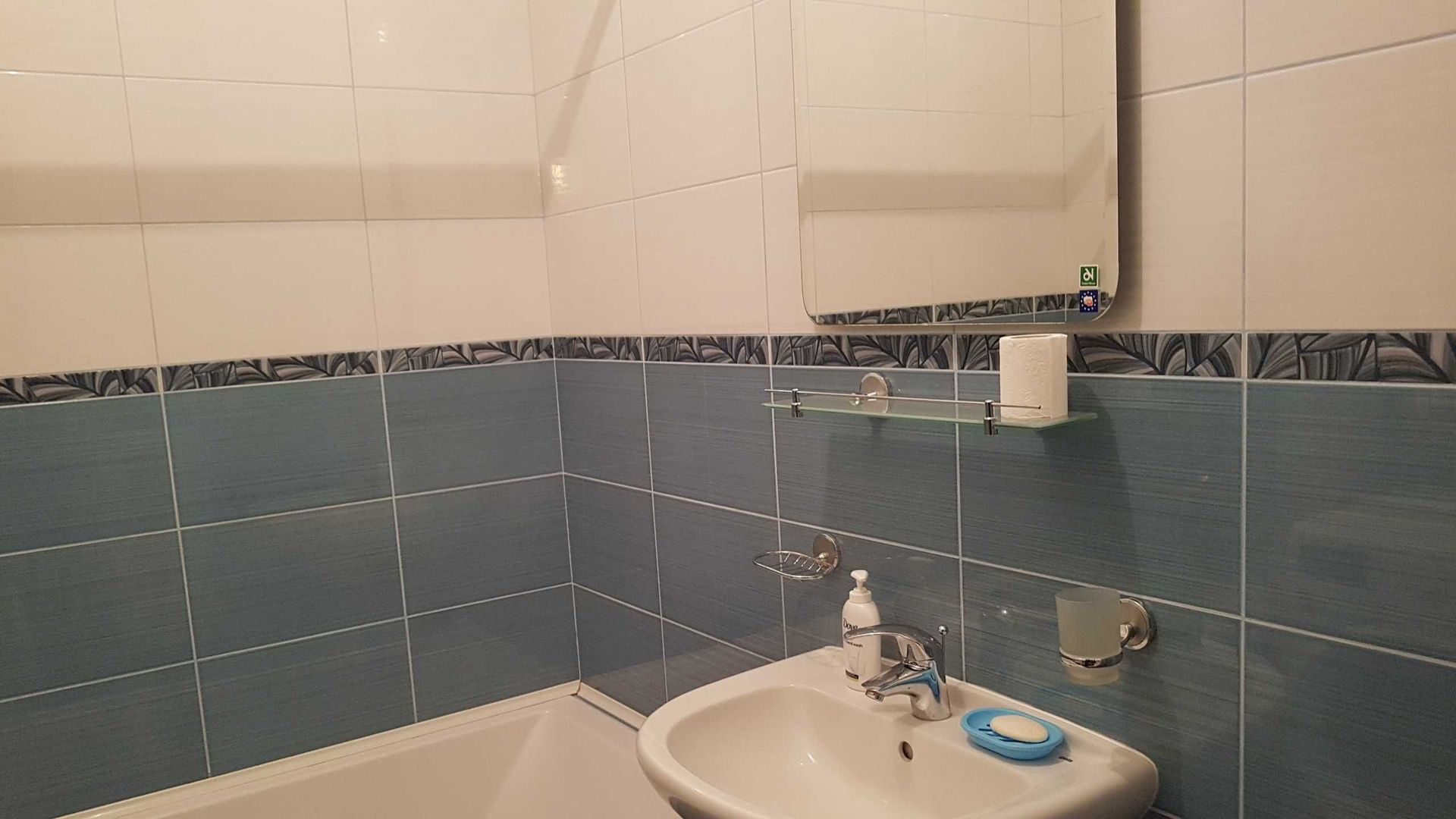 Garsoniera de inchiriat-3 minute metrou Lujerului - Poză 4