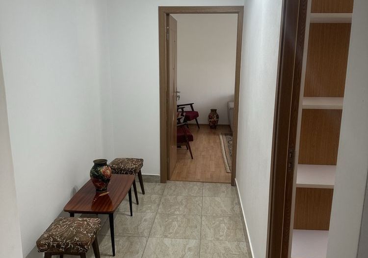 Apartament 2 camere Titan–Auchan, etaj 2/4, bloc reabilitat, mobilat utilat - Poză 6