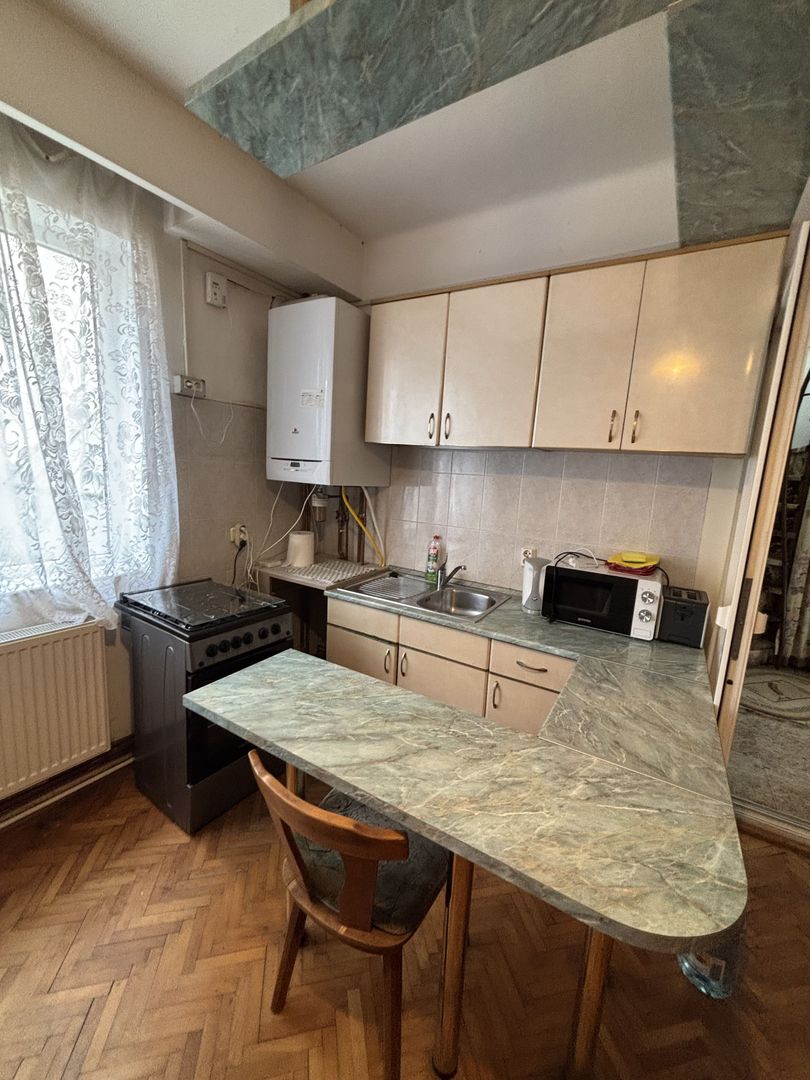 Casa de închiriat zona Modern - Poză 10