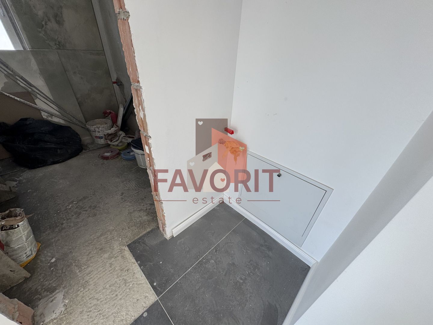 Apartament deosebit. Terasa 50 mp. Zona Buziasului. - Poză 11