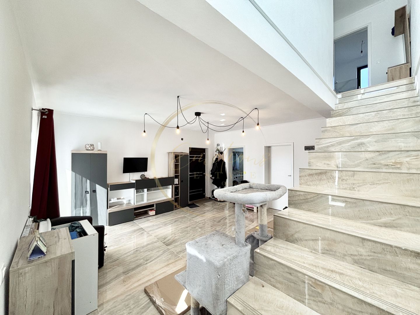 1/2 Duplex modern în Sânandrei — 86 mp utili, 222 mp teren - Poză 3