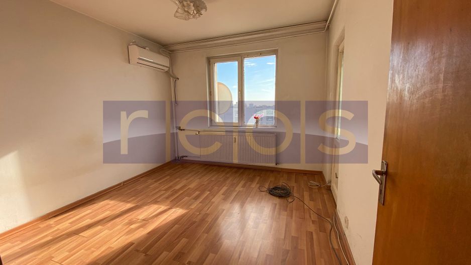 APARTAMENT 3 CAMERE ZONA ȘTEFAN CEL MARE - Poză 1