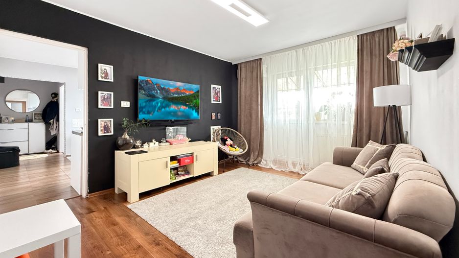 Apartament 3 camere, zona Lipovei, comision 0% - Poză 1