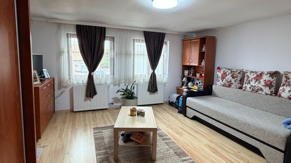 Proprietate cu două case | Zonă premium între Dâmbu Pietros și Gh Doja - Poză 25