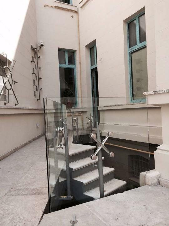 BRASADAS închiriază vila 21 cam UNIRII Birouri exclusive. - Poză 11