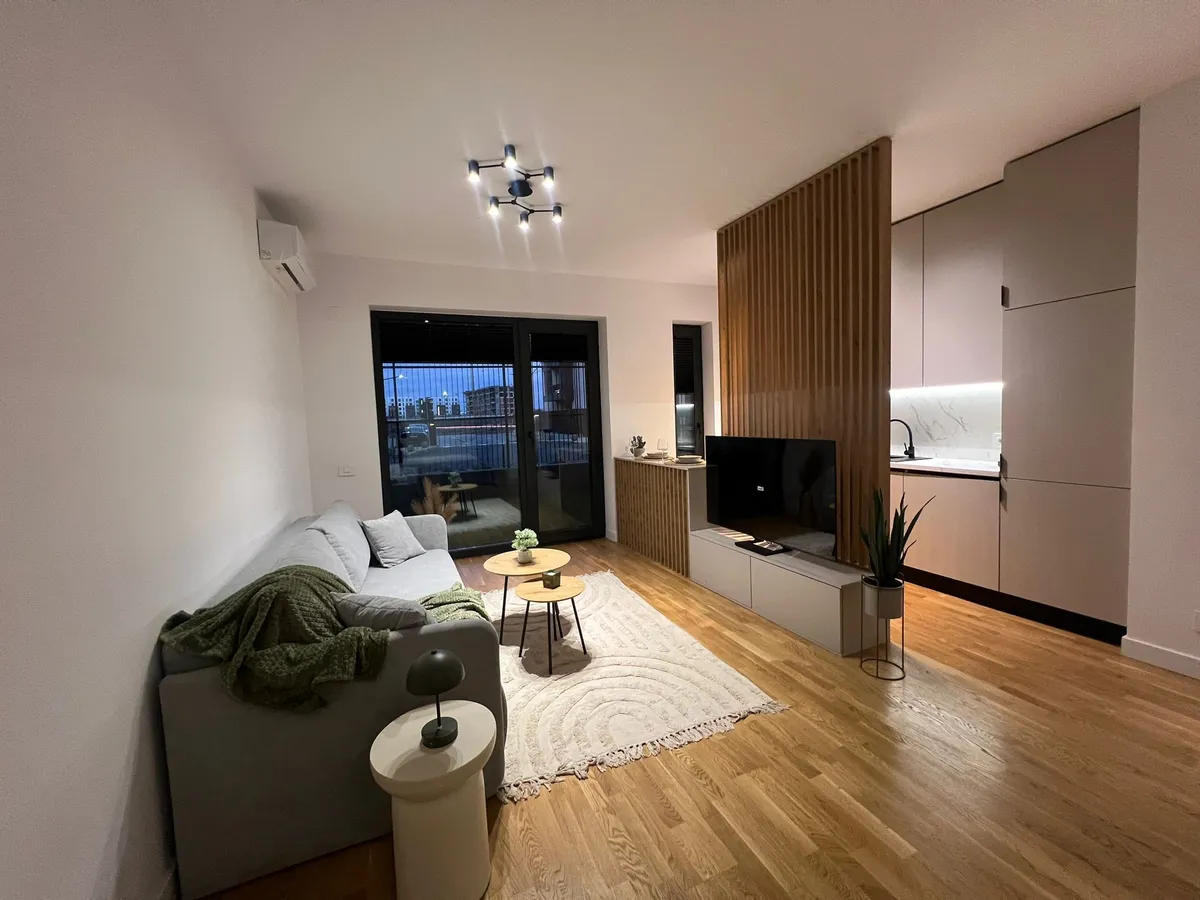 Prima inchiriere studio Avalon Estate Pipera — fotografia 1