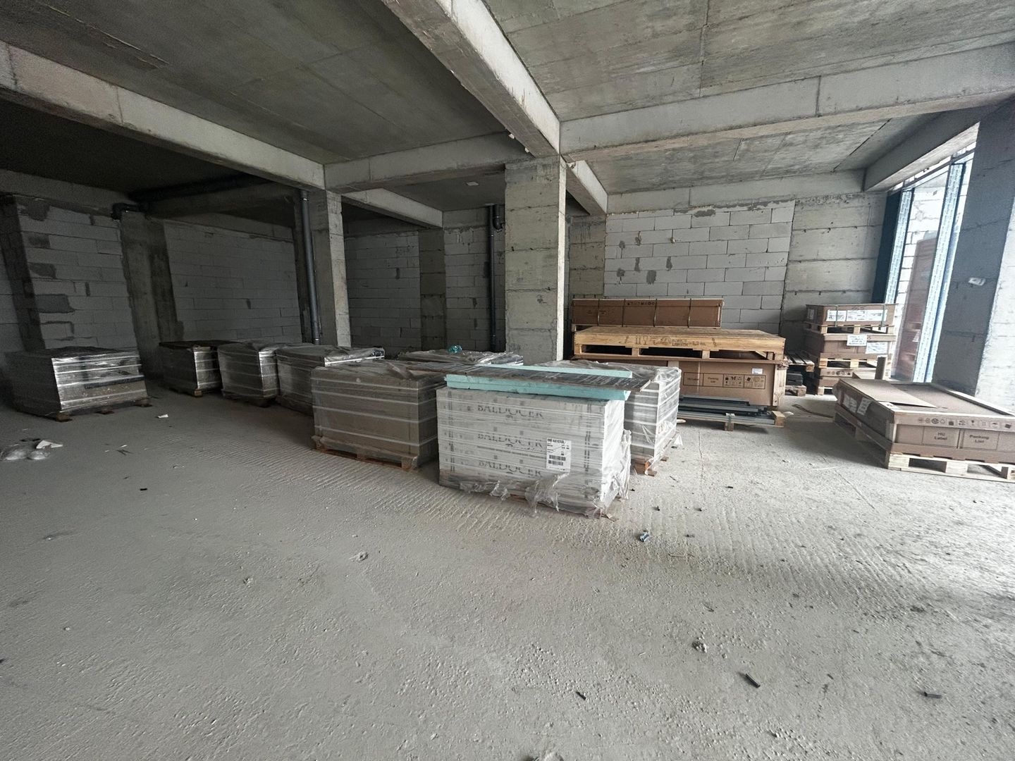 Spațiu comercial de închiriat | Zona ICIL  | 157 mp | Vitrină - Poză 3