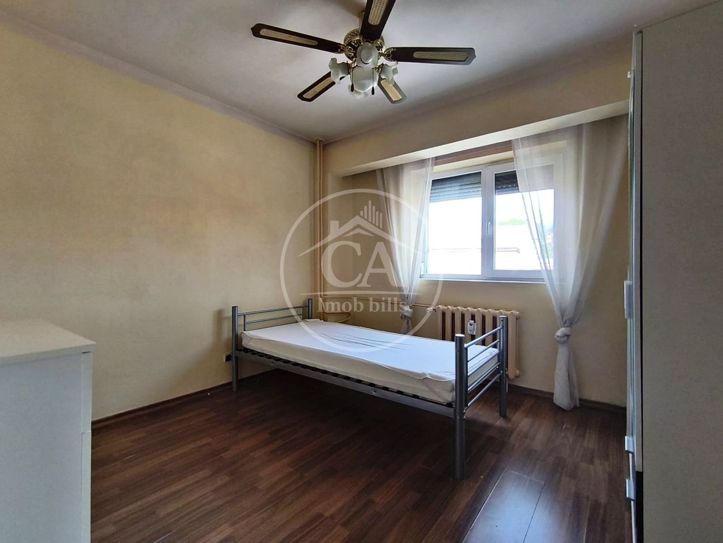 Apartament cu 4 camere de închiriat în zona Dacia, Oradea - Poză 7