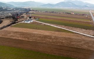 Film Prezentare! 5.500 mp, intravilan, ideal constructii case, Tarlungeni,Brasov - Poză 5