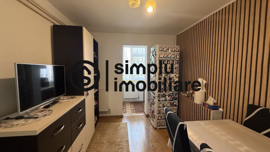 Apartament 2 camere decomandat Craiovita Noua - Poză 4