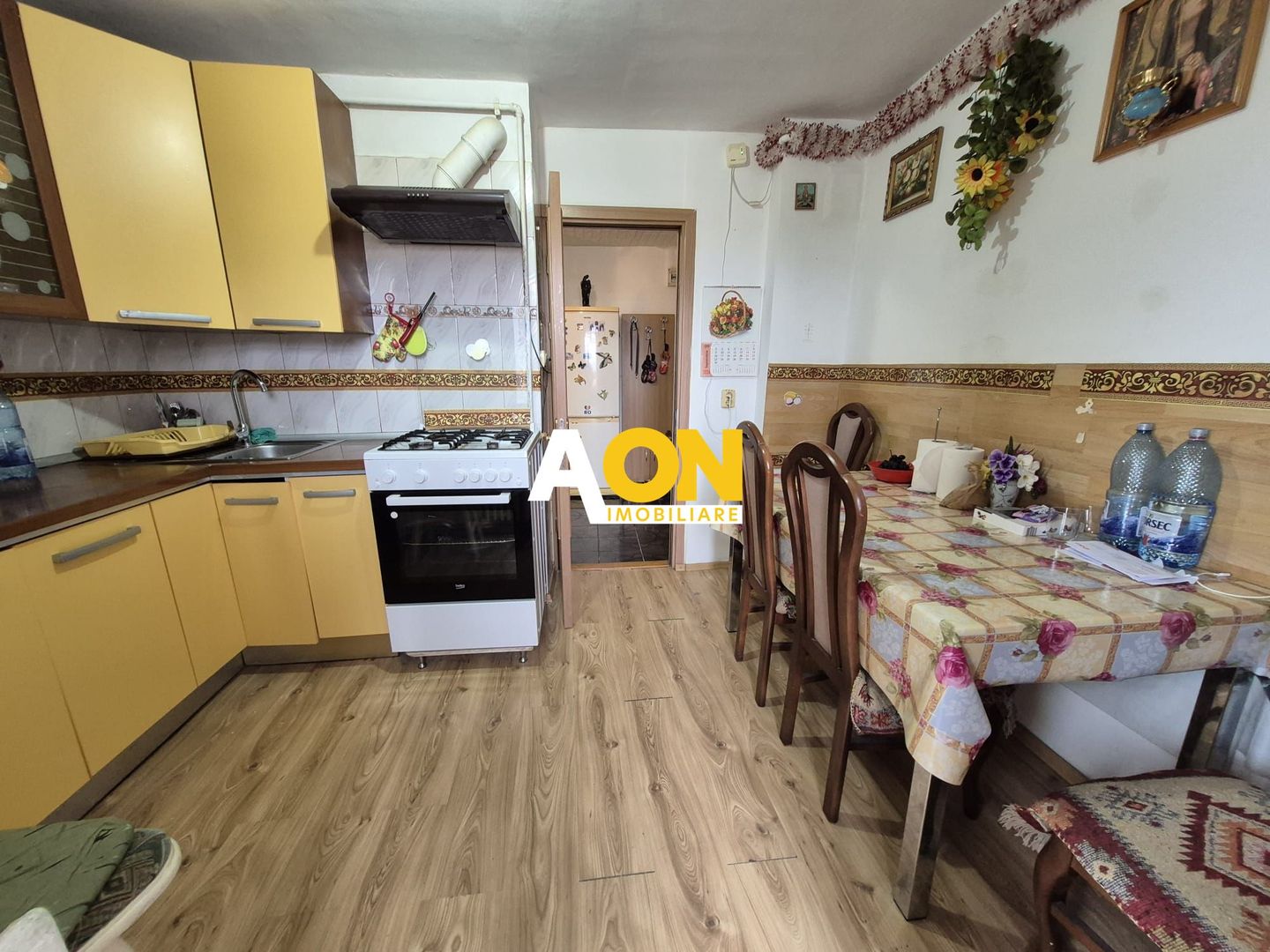 Apartament 3 camere, Decomandat, 69 mp, Zona Cetate - Poză 7