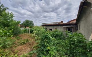 Teren intravilan 670 mp cu casă demolabilă – Zona Ronaț - Poză 1