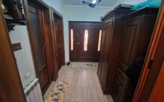 De vânzare: Vilă unică, vintage-modernă, zonă Grigorescu Oradea. - Poză 4