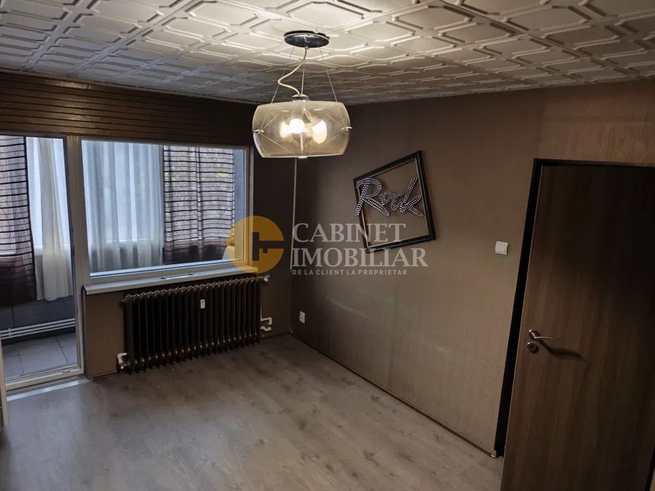 3 camere, Tatarasi, liber! - Poză 1