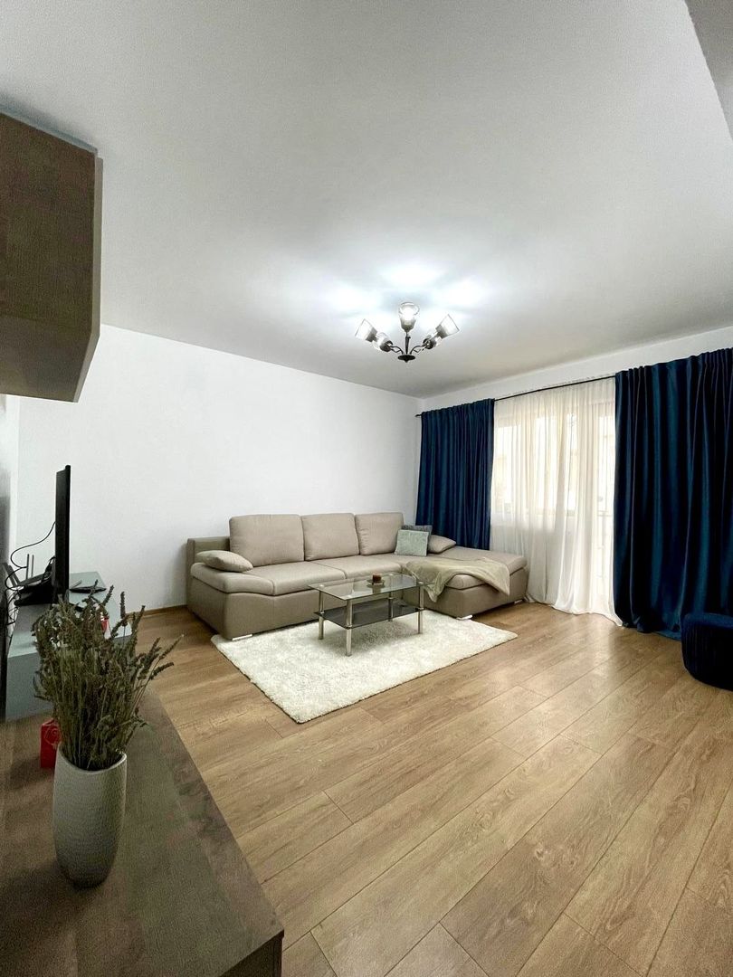 APARTAMENT IN VILA - Poză 1