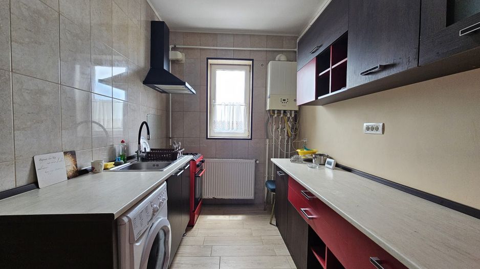 Apartament 2 camere renovat,mobilat si utilat - de vanzare - Poză 3