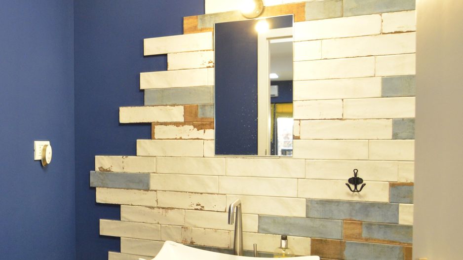 Inchiriem vila spatioasa singur in curte zona Tunari - Poză 11