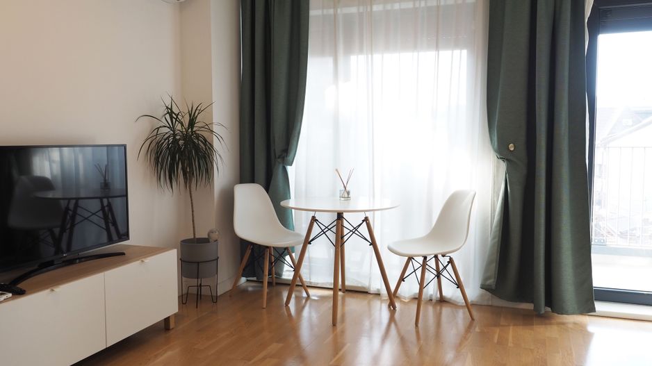 INCHIRIERE 2 CAMERE MOBILAT-UTILAT-PARCARE-ARCADIA-1 MAI-DOMENII - Poză 3