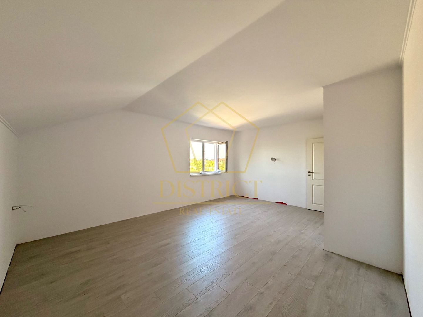 Duplex cu 4 camere | Mosnita Veche, la asfalt | Lidl - Poză 10