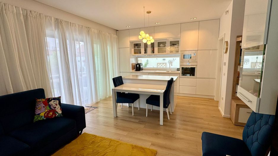 Locuinta parter mobilata si utilata cu jacuzzi - Poză 6