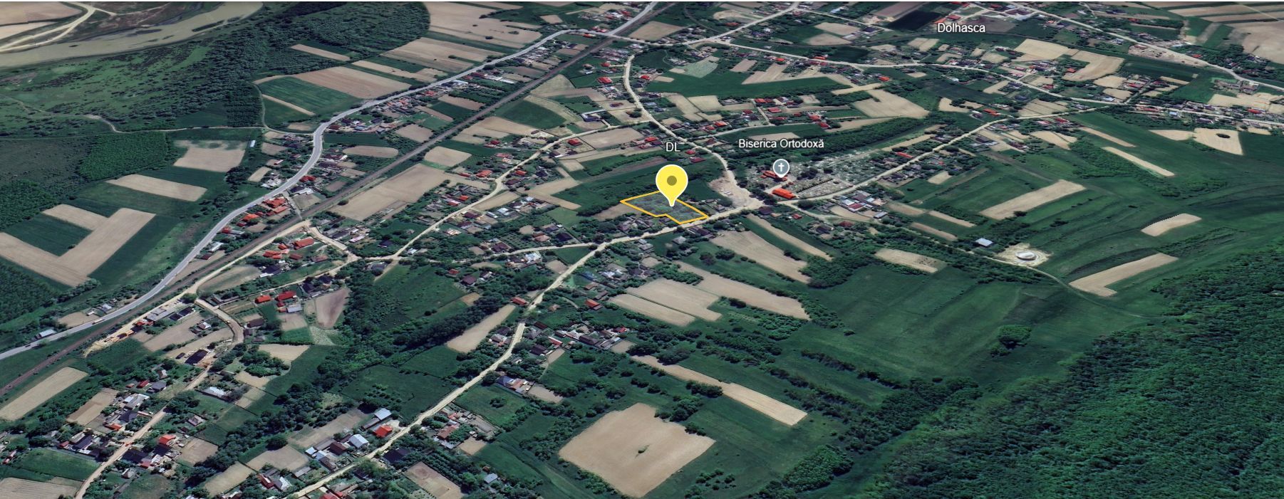 Teren intravilan Dolhasca 3.850 mp - Poză 2