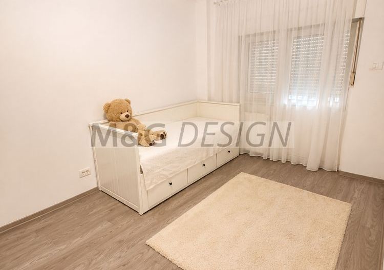 Apartament 4 camere Aradului etaj 2 - Poză 5